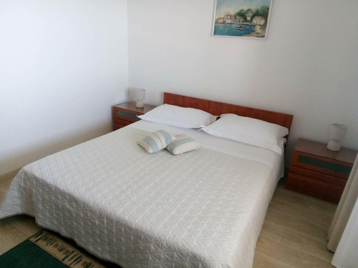 Apartments&Rooms Nikša Podgora Buitenkant foto